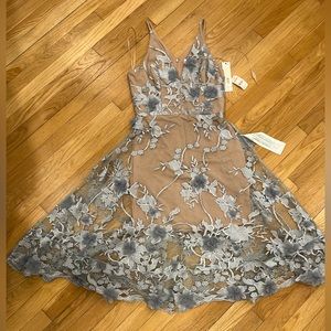 Dress the population midi dress with flower detail